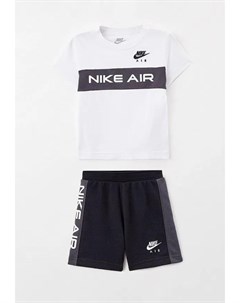 Костюм спортивный Nike