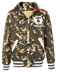 Камуфляжная куртка с контрастным капюшоном Aape by *a bathing ape®