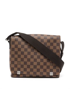 Сумка через плечо Damier Ebene District PM 2019 го года Louis vuitton