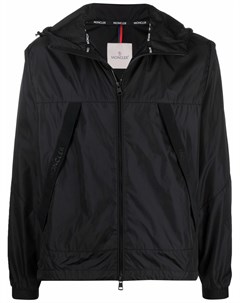 Спортивные куртки и ветровки Moncler