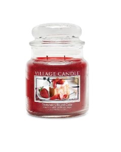 Ароматическая свеча Strawberry Pound Cake средняя Village candle