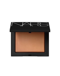 Светоотражающая фиксирующая компактная пудра Nars