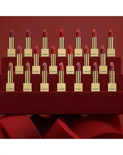 Матовая стойкая помада для губ Kisses Matte Burberry