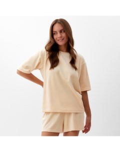 Костюм женский (футболка и шорты) Plushy размер 48-50, молочный Kaftan