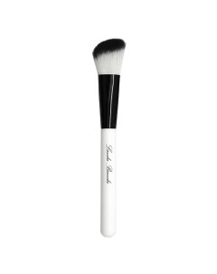 Кисть скошенная малая для румян и хайлайтера BLUSH BRUSH Landa branda