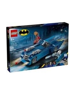 Конструктор Super Heroes Бэтмен на Бэтмобиле против Х. Квинн и Мисте 76274 Lego